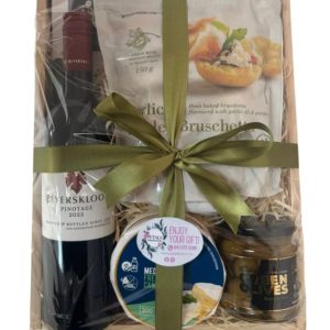 Beyerskloof Cheese and Wine Hamper