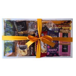 Chocolate, Nuts and Dried Fruit Deluxe Hamper